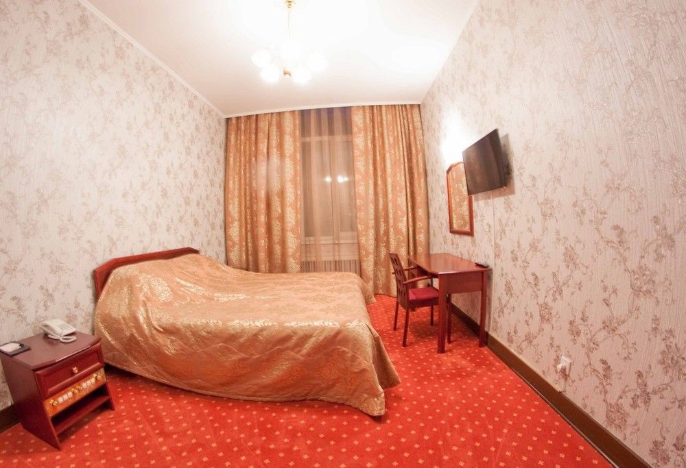 Hotel Versailles Vladivostok Exteriör bild